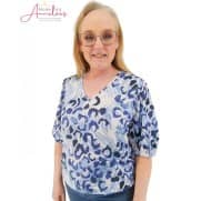 Shirt Blouson shirt 183617 v-hals Pofmouw Indigo print Shirt Blouson shirt 183617 v-hals Pofmouw Indigo print