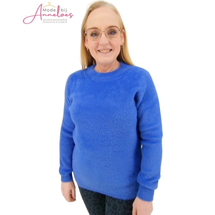 Barbara Lebek trui harig fris blauw
