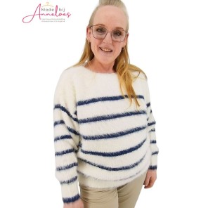 Red Button Fuzzy sweater stripe Offwhite Indigo