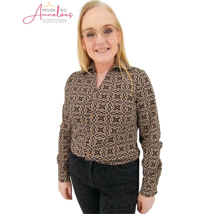 ZOSO Blouse Jolene travel print Zwart Camel